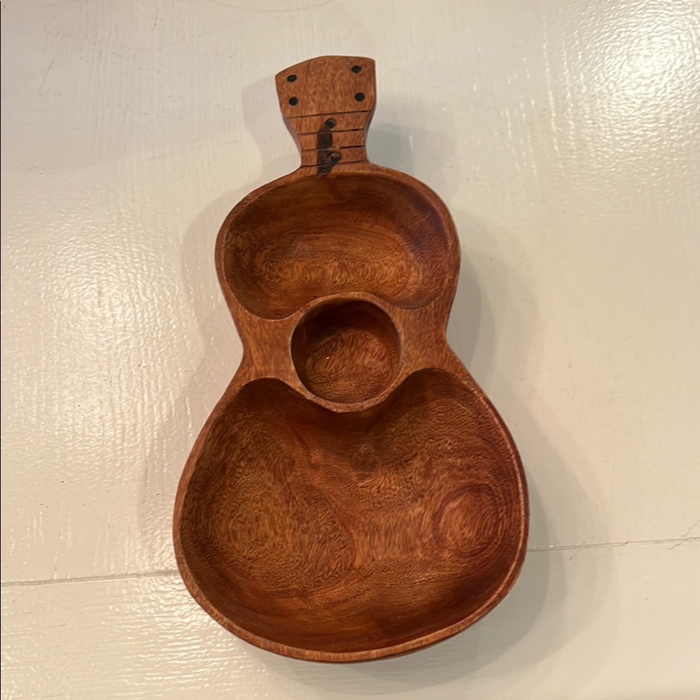 Wooden Guitar-Shaped trinket dish